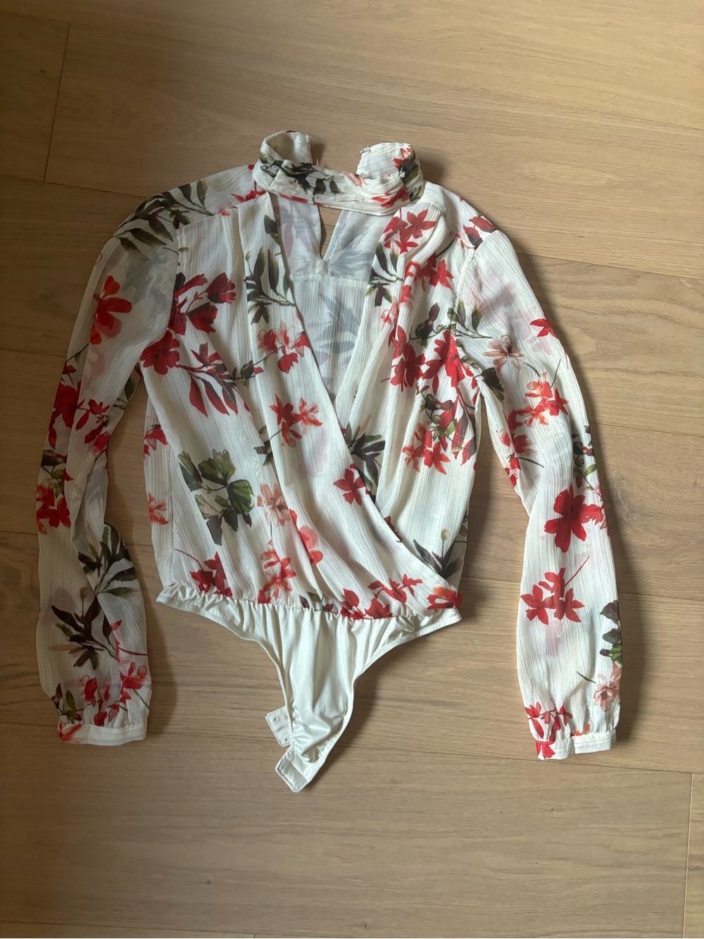 GUESS White Floral Long-Sleeve Bodysuit